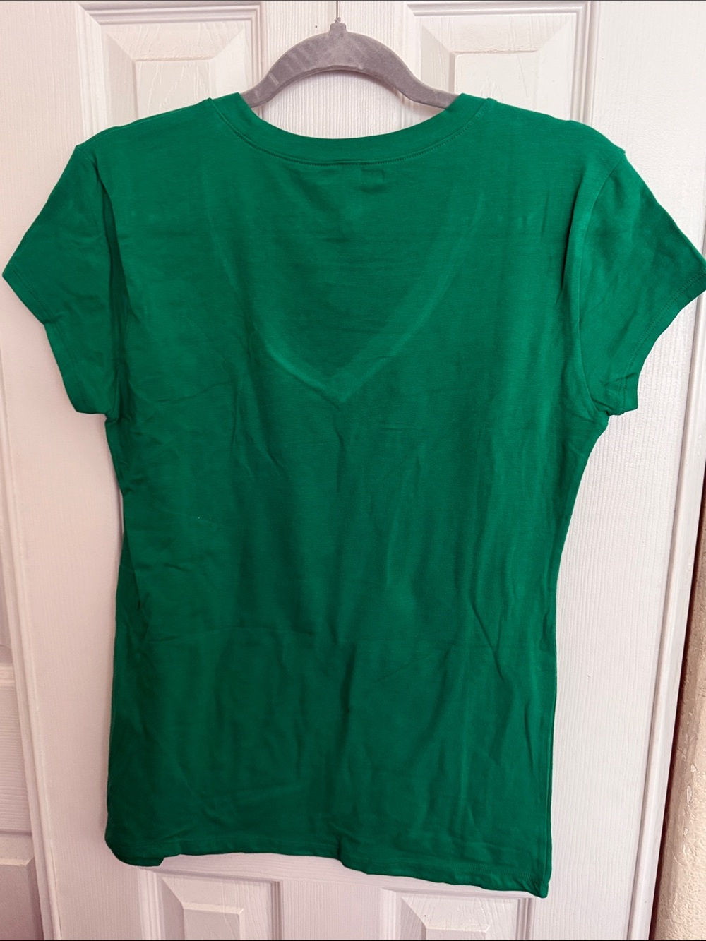 Green V-Neck Graphic Tee - 'I'ma Get Money' - Picture 4 of 5